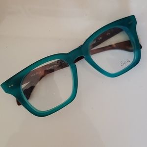 See eyewear 3324